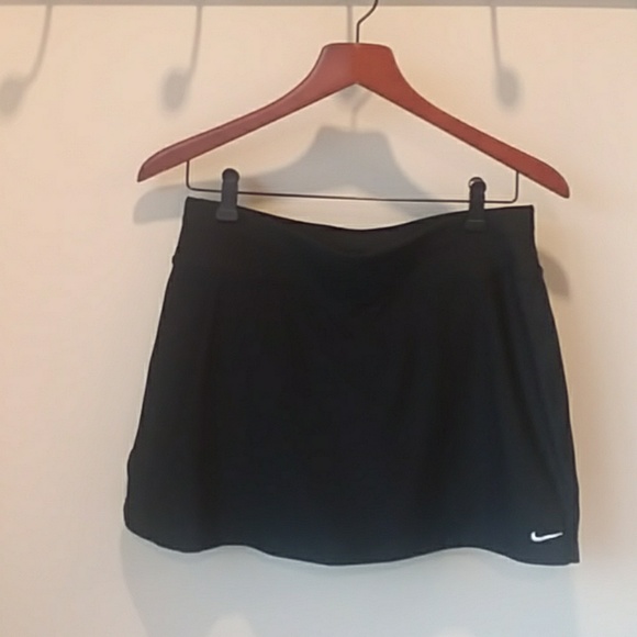 Nike Dresses & Skirts - Nike skort
